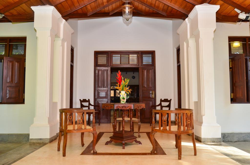 Villa Helvetia 高尔 外观 照片