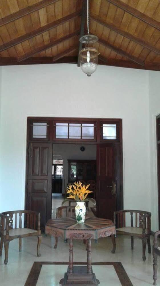 Villa Helvetia 高尔 外观 照片