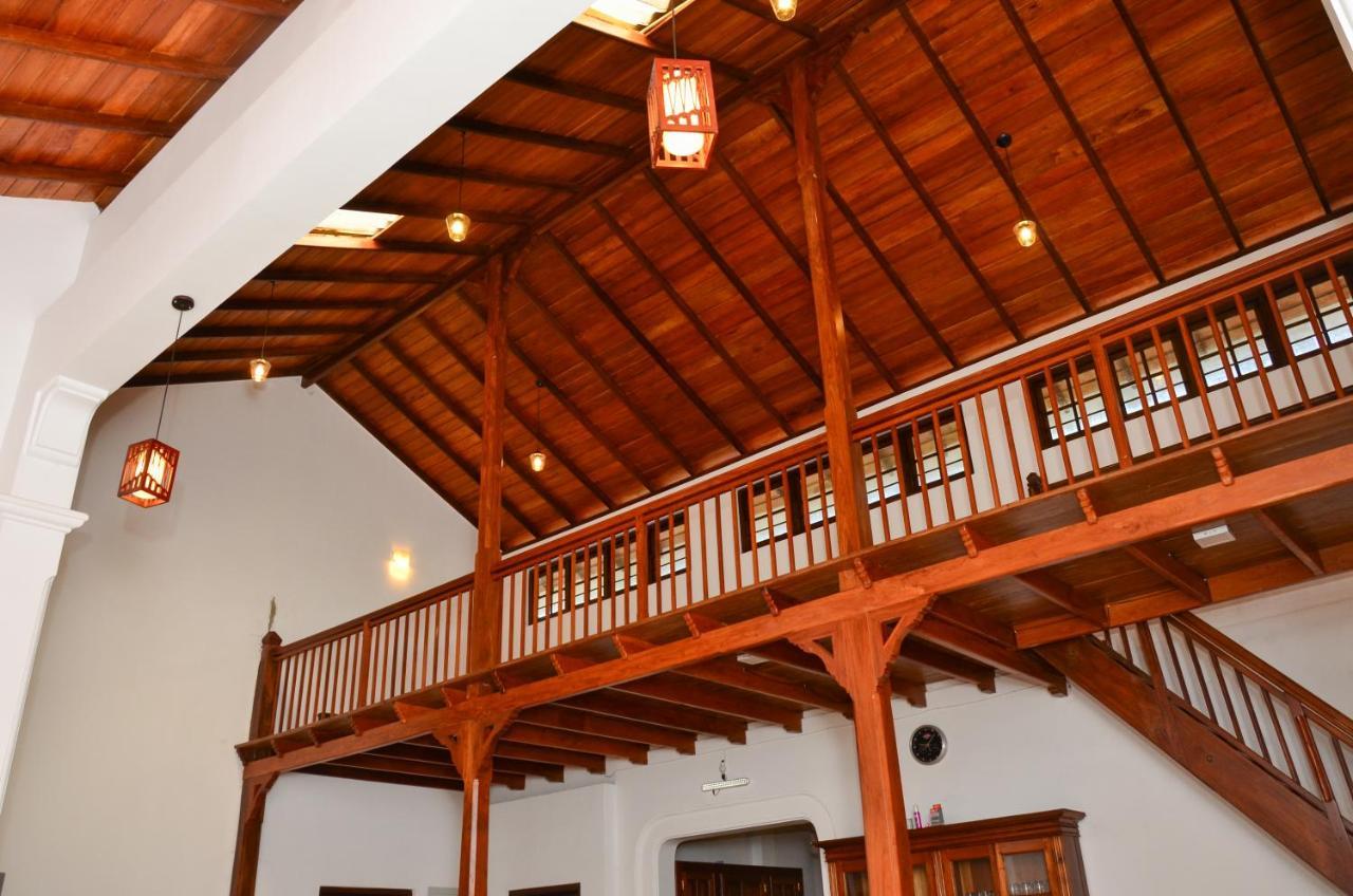 Villa Helvetia 高尔 外观 照片